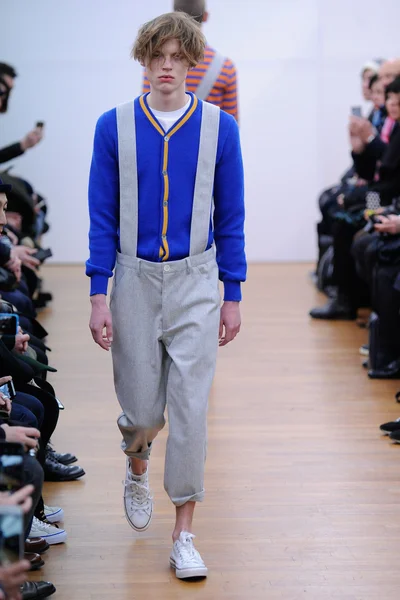 Look 4